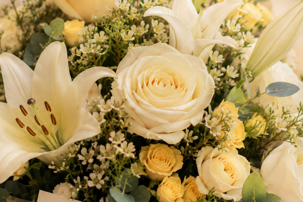 Beautiful handcrafted gift bouquets and flower arrangements from Magic Moments Florist